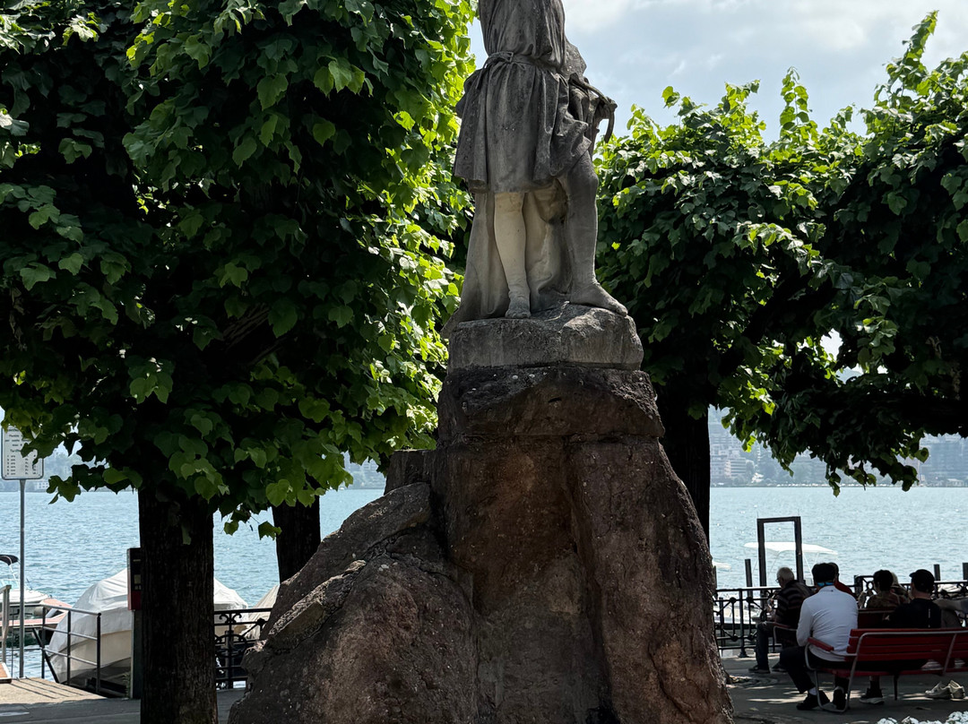 William Tell Statue (Statua di Guglielmo Tell)-卢加诺必去景点