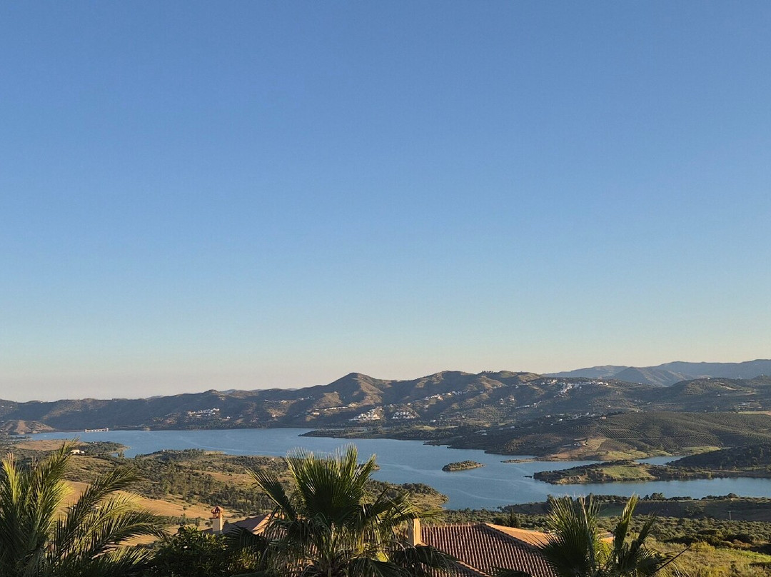 Lake Vinuela-Vinuela必去景点