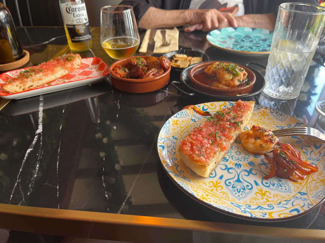 Sol Y Sombra