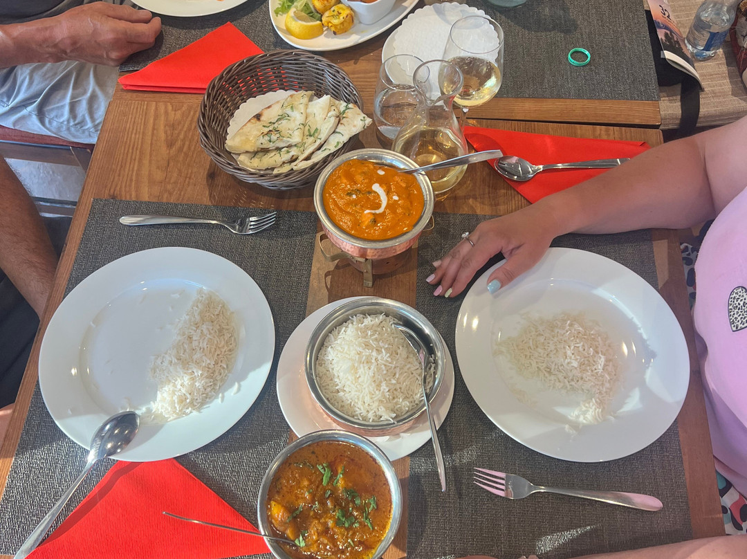 Golden India Montreux