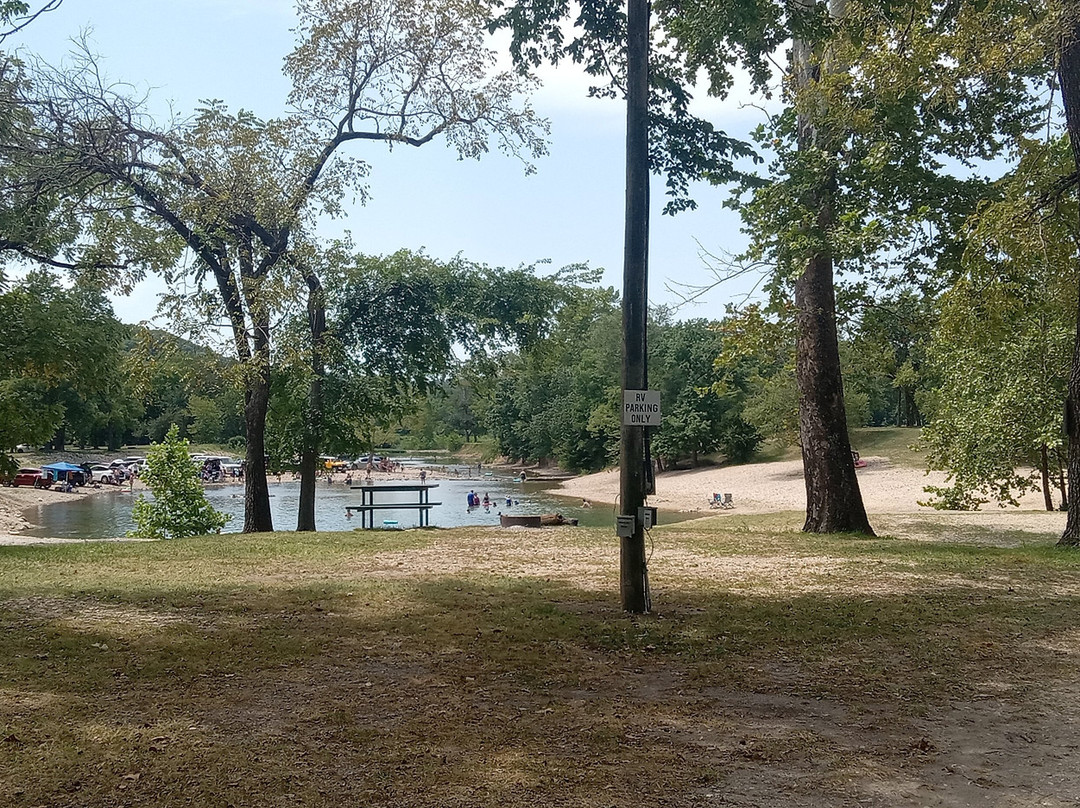 The Blue Hole Park-Salina必去景点