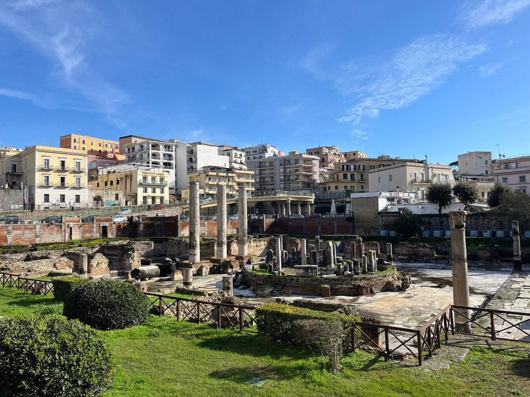 Macellum (Temple of Serapis)-波佐利必去景点