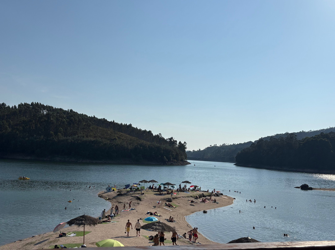 Praia Fluvial Do Ermal