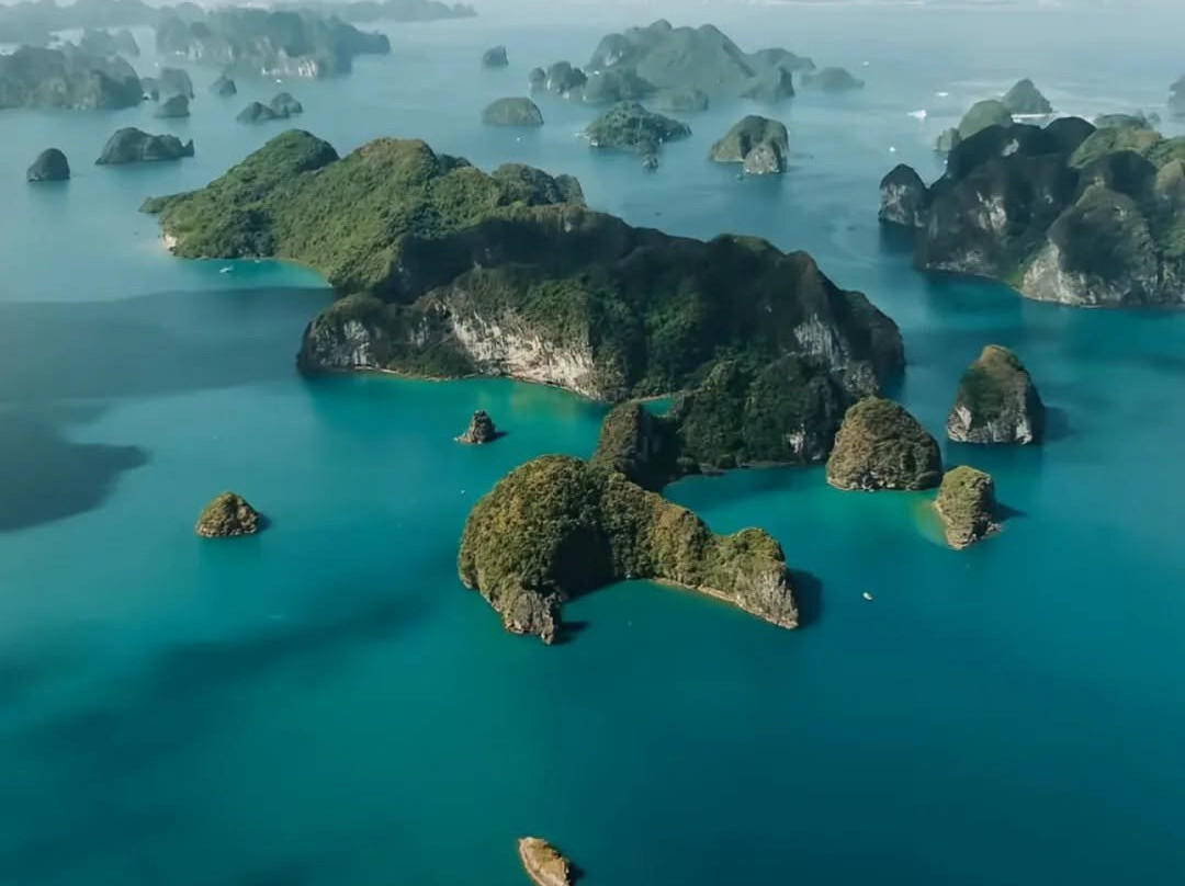 Castaway Island-下龙湾必去景点