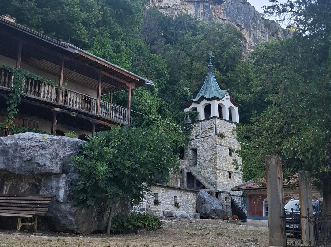 Monastery of the Holy Transfiguration of God-大特尔诺沃必去景点