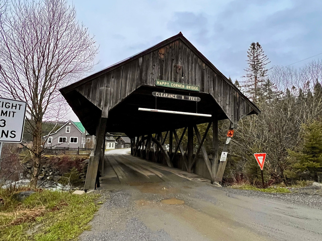 Happy Corner Covered Bridge-Pittsburg必去景点