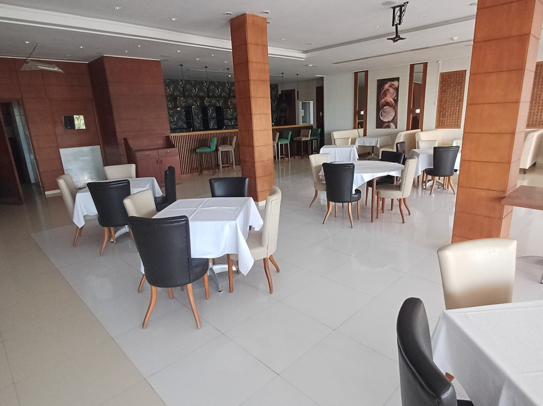 杰尔巴广场海水浴 SPA 酒店主图