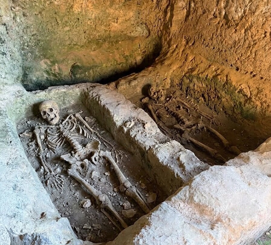 Mazarakata Mycenaean Cemetery-阿尔戈斯托利翁必去景点