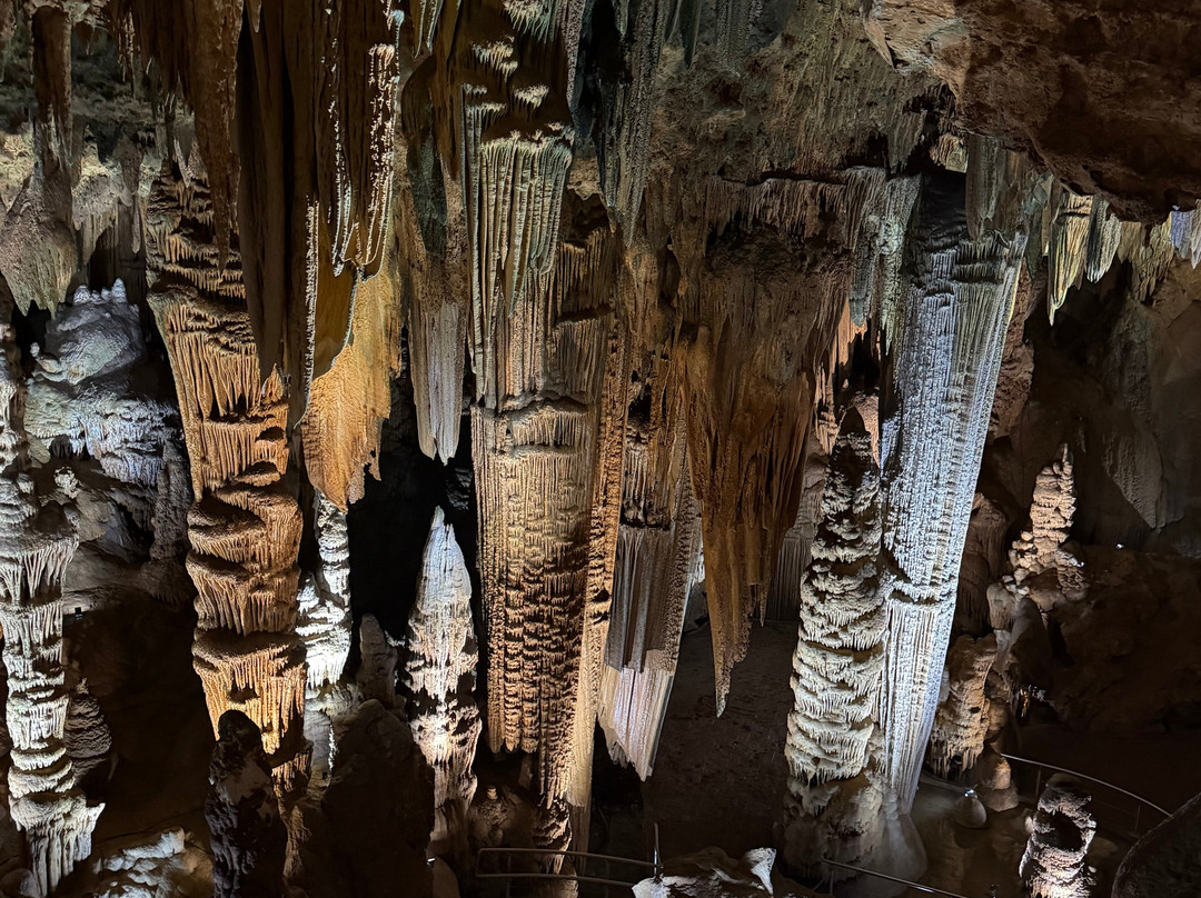 Luray Caverns-卢雷必去景点