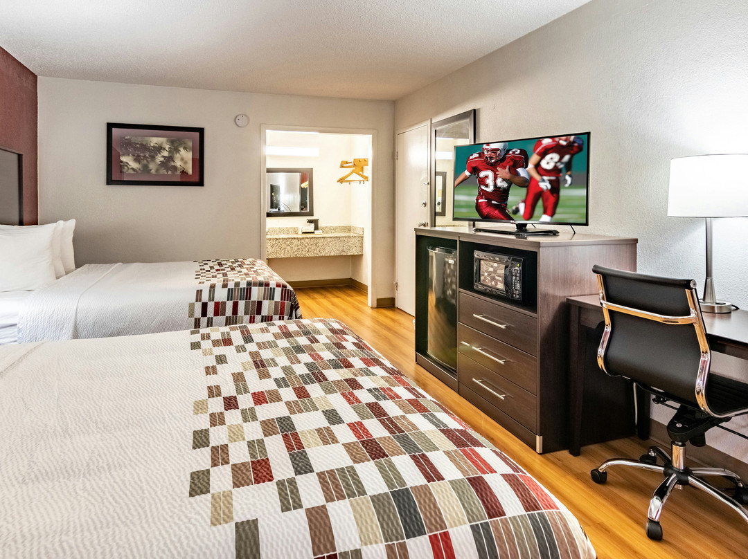 Barnesville酒店住宿-Red Roof Inn Forsyth