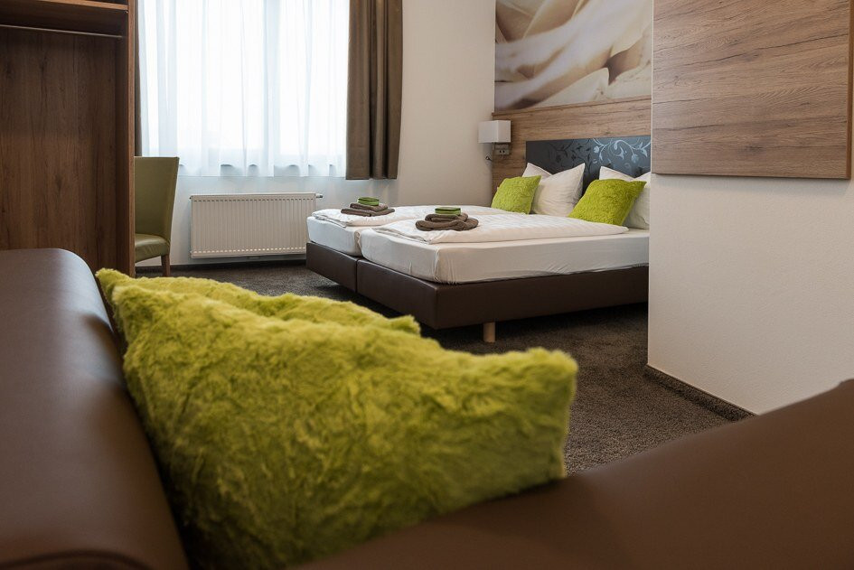 Outlet Hotel主图