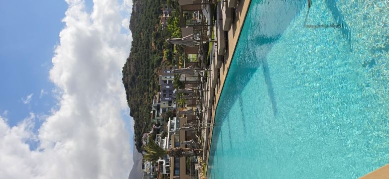 阿利安索斯庄园度假村 - 前阿利安索斯花园-旅行者