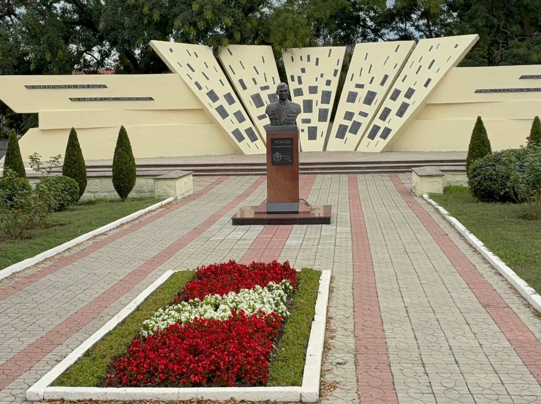 The Memorial of Military Glory-Bender必去景点
