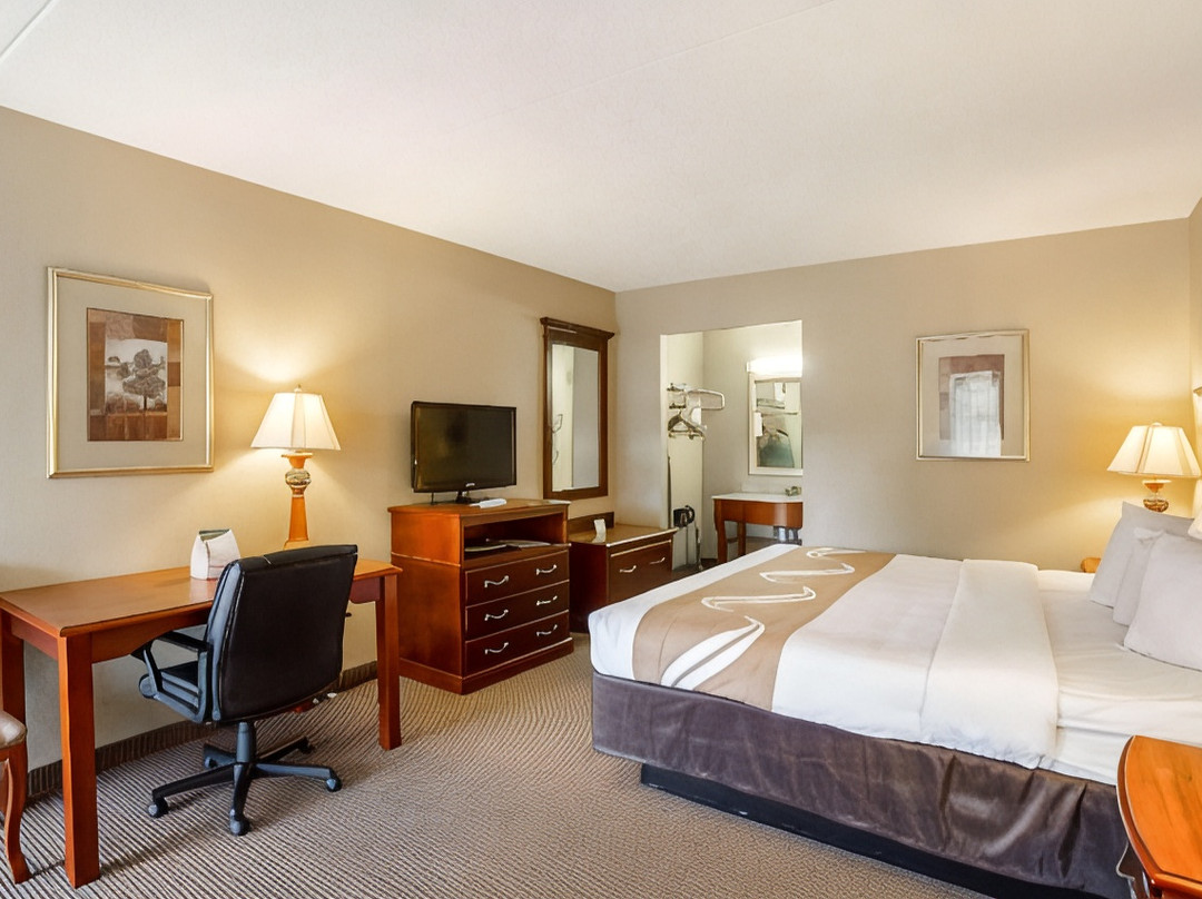 Camden酒店住宿-Quality Inn Hurricane Mills I-40