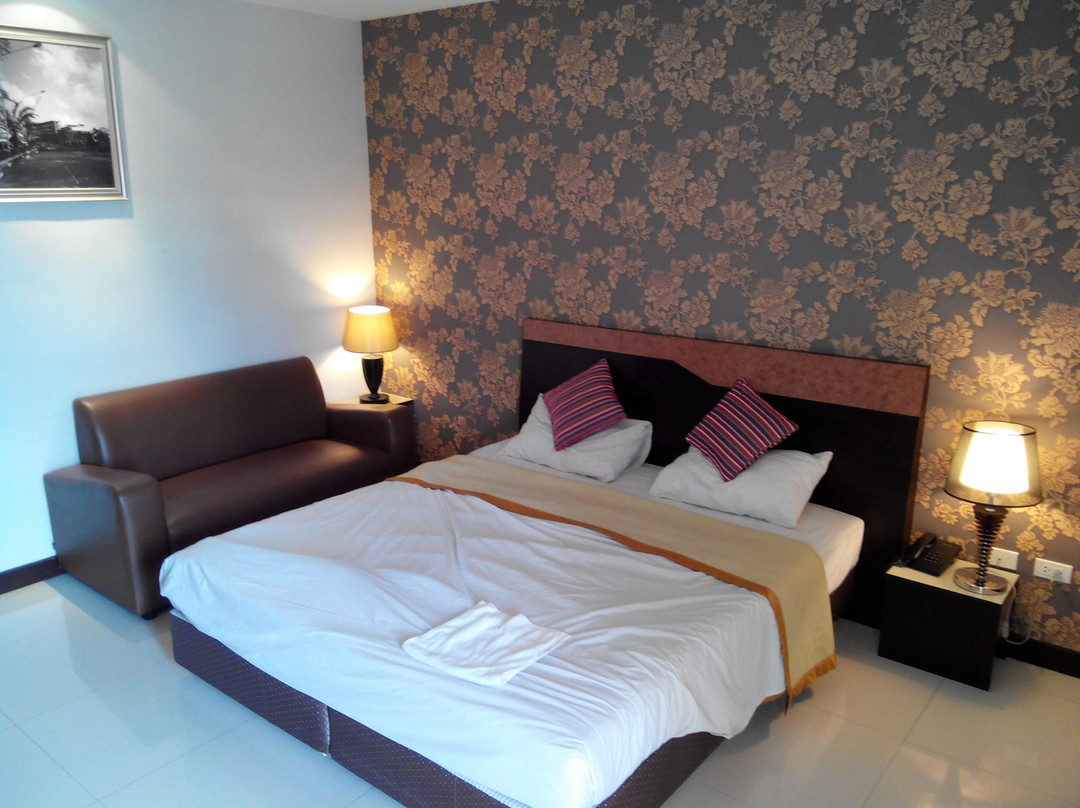 G2 Hotel Group