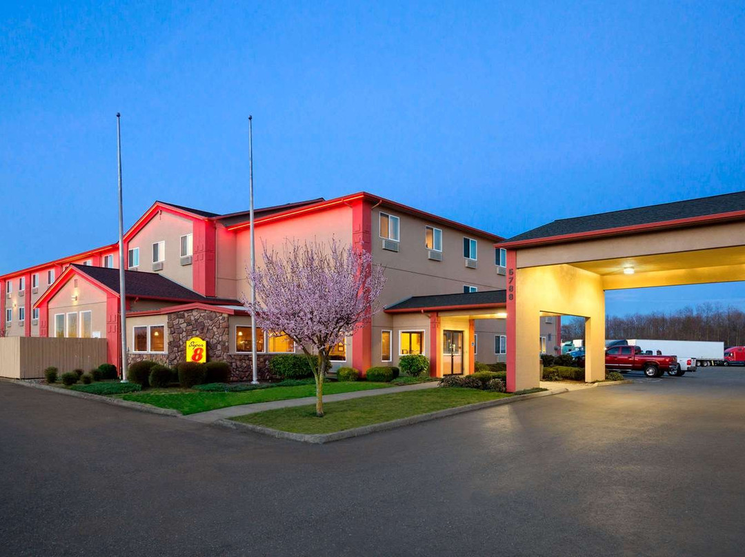 Super 8 by Wyndham Bellingham Airport/Ferndale