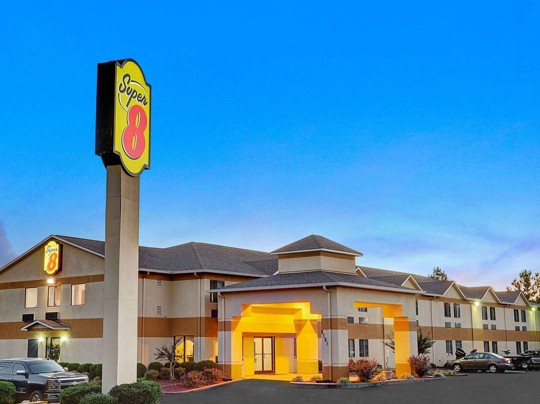 Super 8 by Wyndham Hernando主图