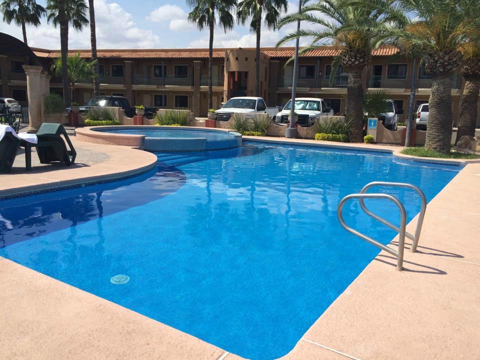 Hotel Navojoa Plaza-泳池