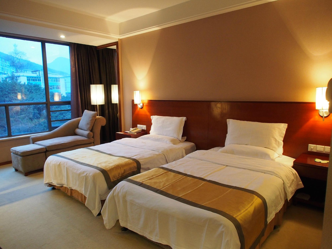 瑜珠花园酒店主图