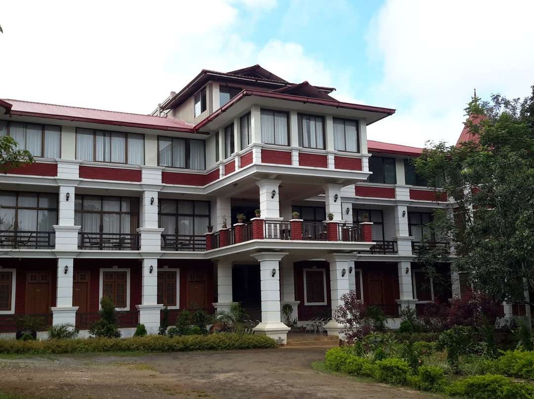 Hotel Spring