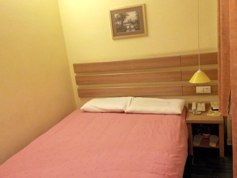 昆明如家双龙店主图