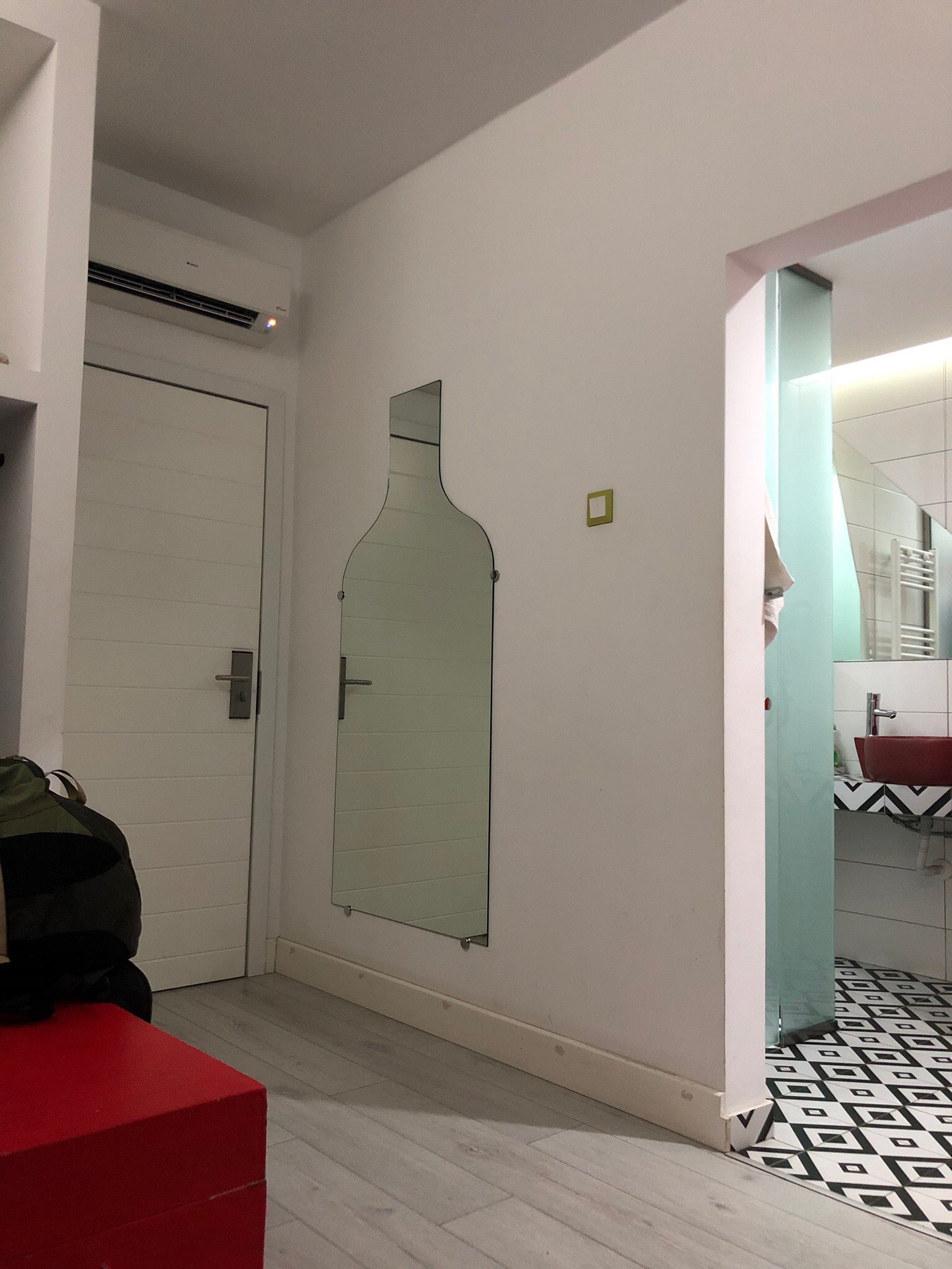 White Bottle Superior Apartments-官方