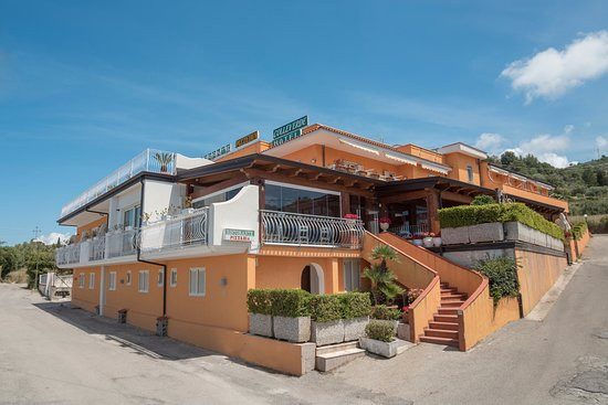 Alano酒店住宿-Hotel Ristorante Colleverde