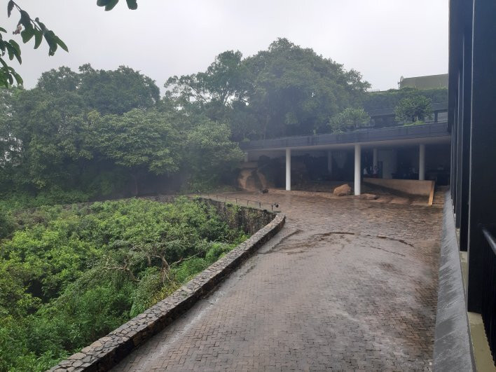 斯里兰卡湖度假村主图