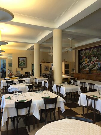 Hotel Des Pins-官方