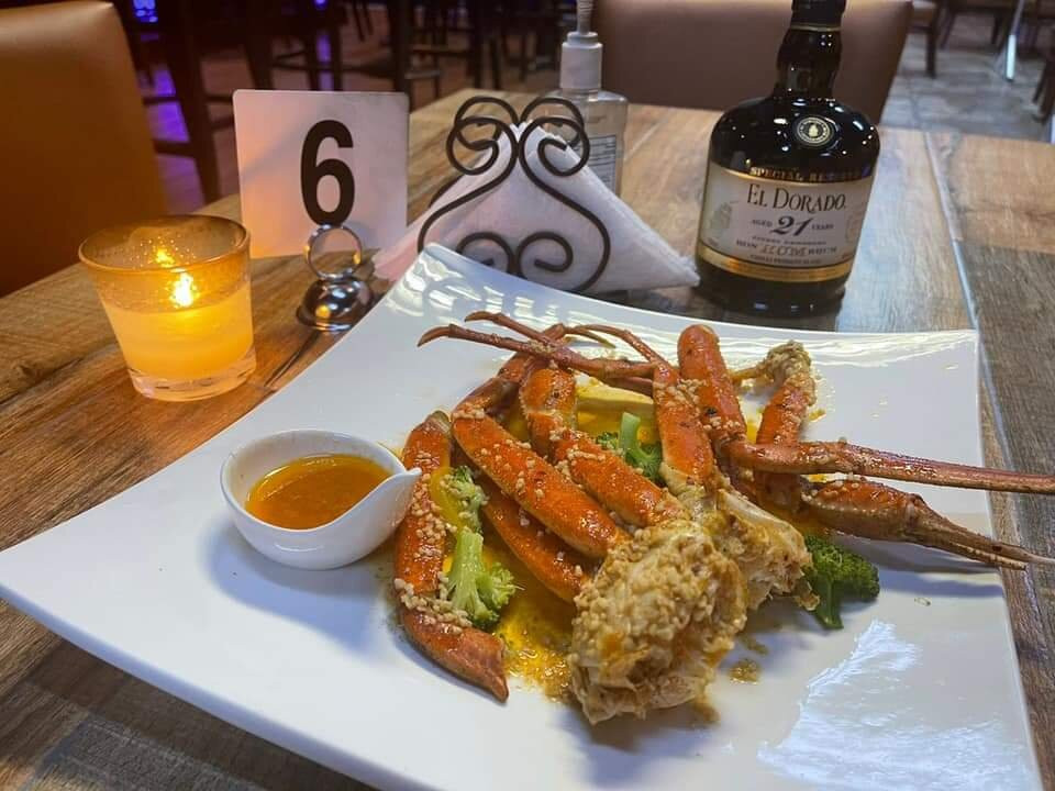 Heliconia Restaurant & Lounge