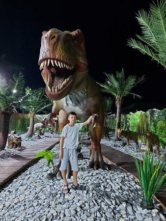 Dinopark景点图片