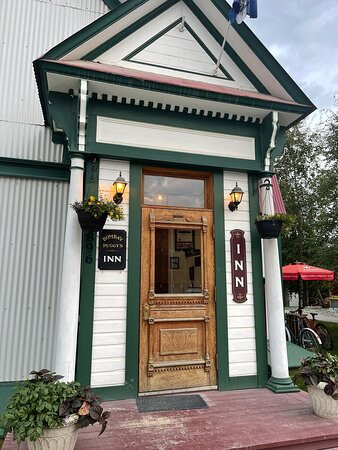 Bombay Peggy's Inn & Pub主图