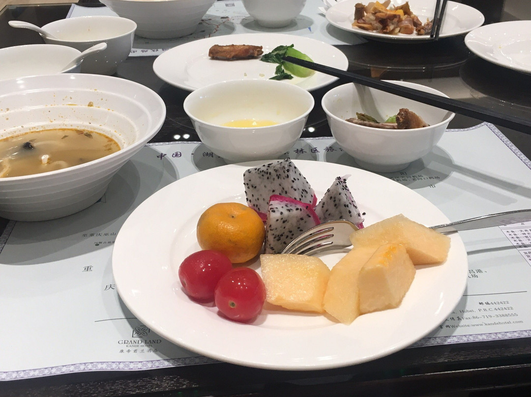 神农架康帝君兰酒店主图