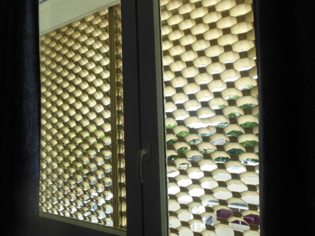 巴黎贝斯特维斯特主图