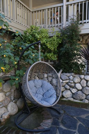 鹅卵石旅馆主图