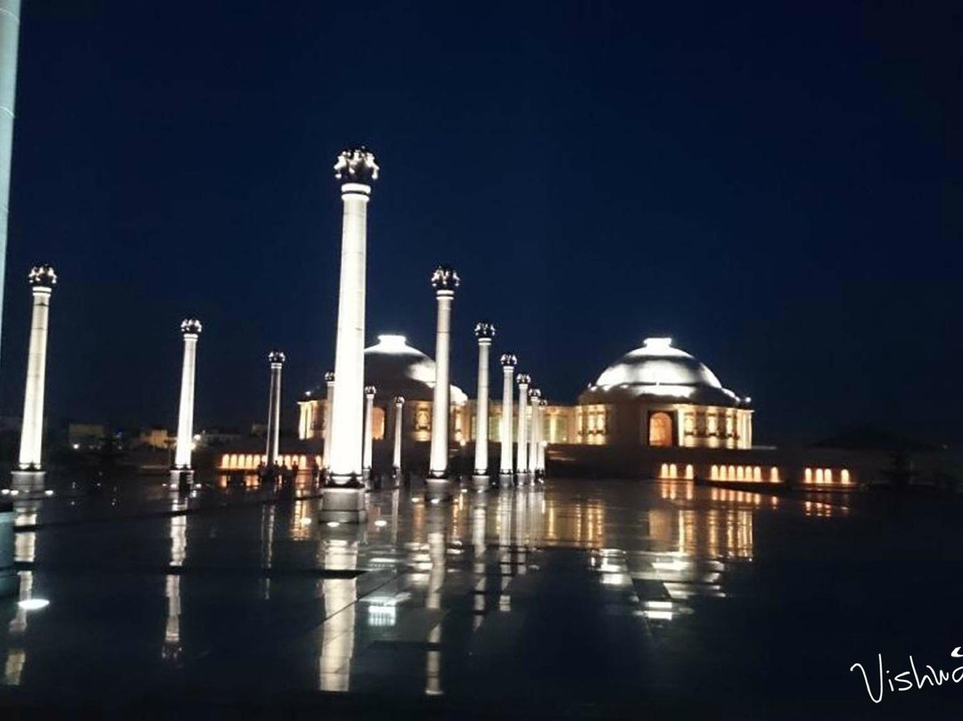 Ambedkar Memorial Park景点图片