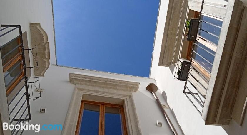 Palazzo Donna Chicchi主图