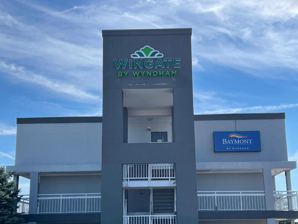 Wingate by Wyndham Dayton North-浴室