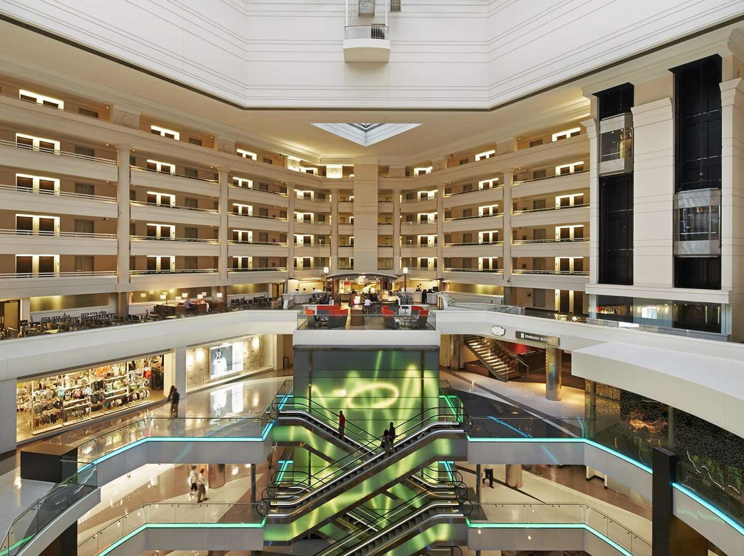 切维蔡斯馆希尔顿酒店主图