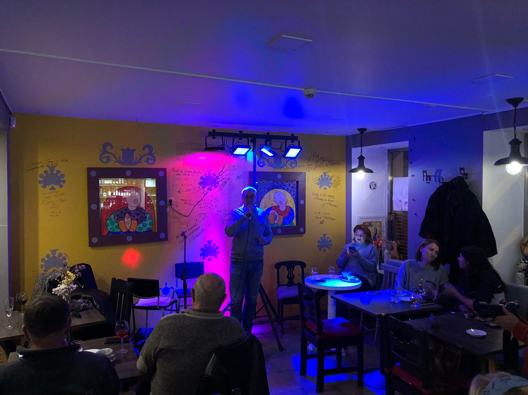 Rapsodija Art Bar