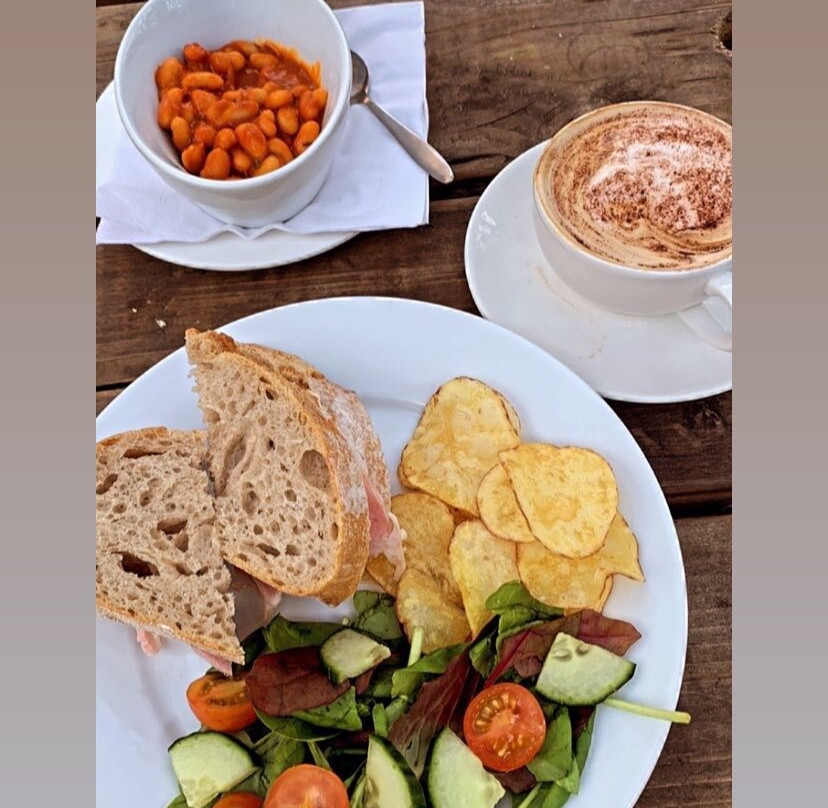 Annie's Cakery Bakery @the Gallery Cafe