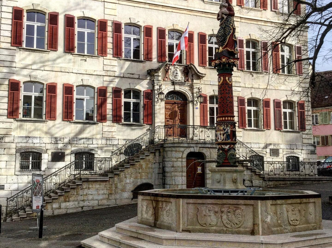 Fontaine de la Vierge-德莱蒙必去景点