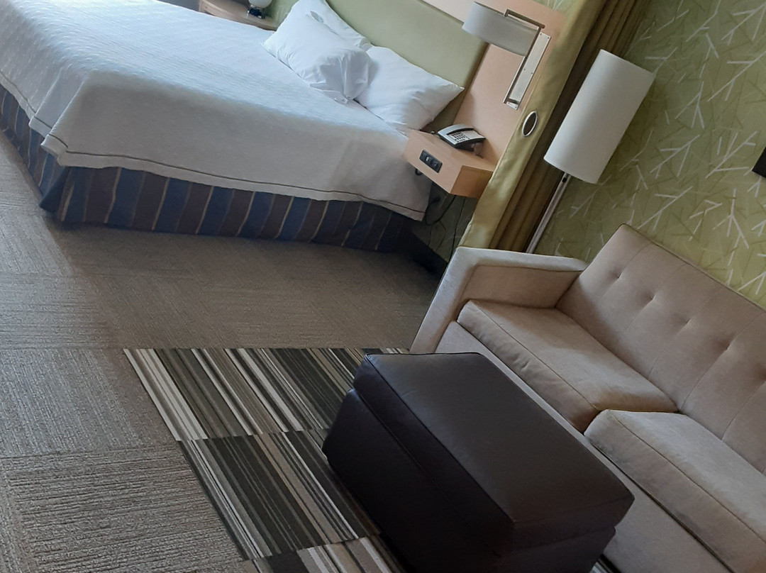 湖城红顶客栈主图