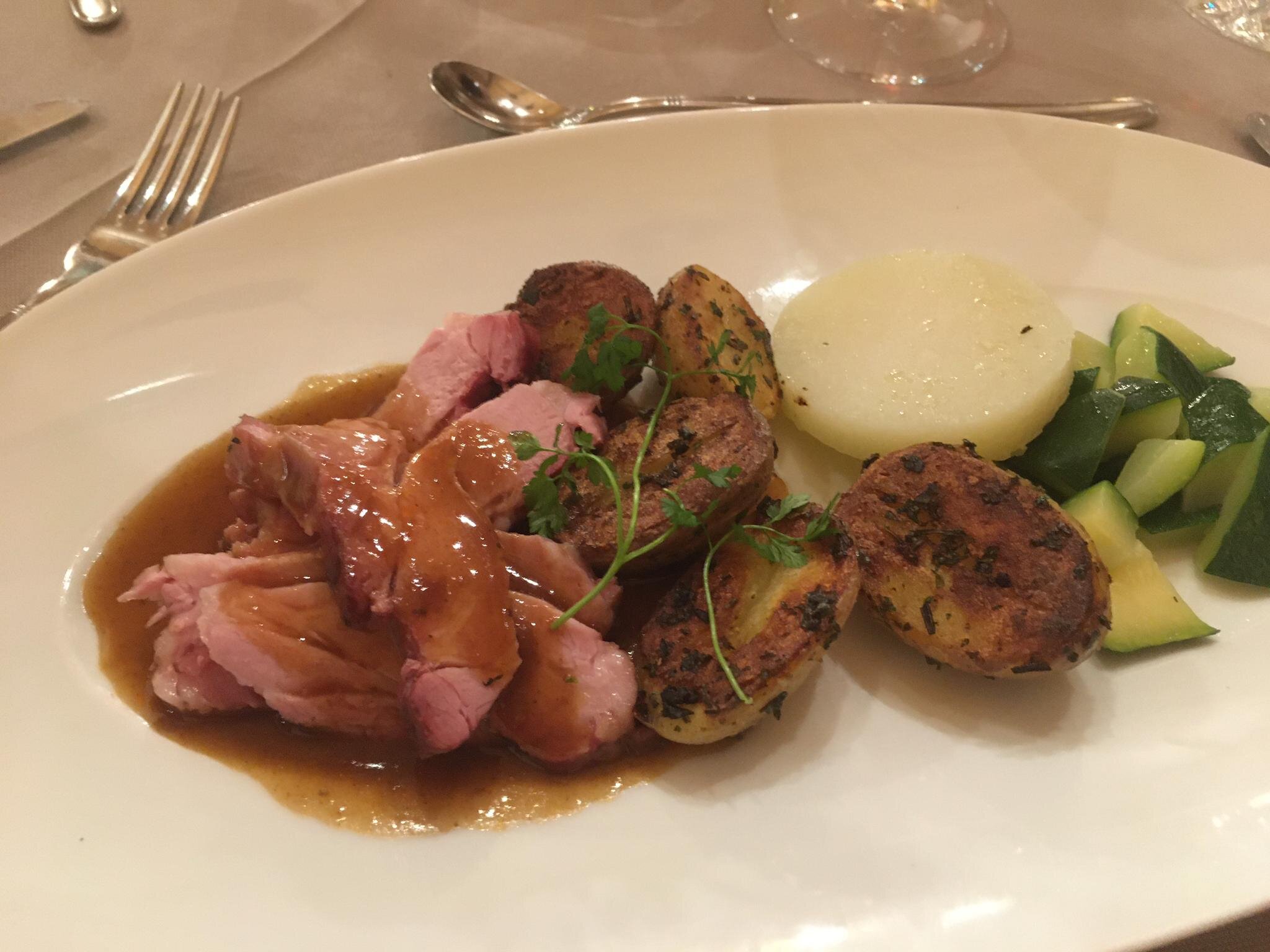 Hotel Astoria-餐饮