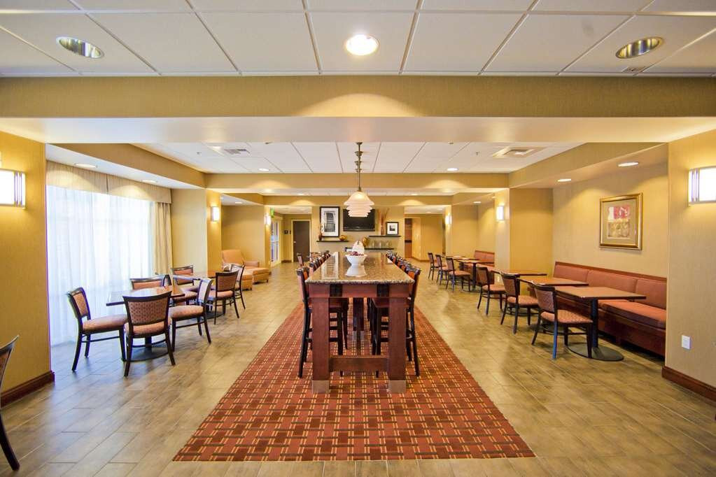 Hampton Inn Ellensburg主图