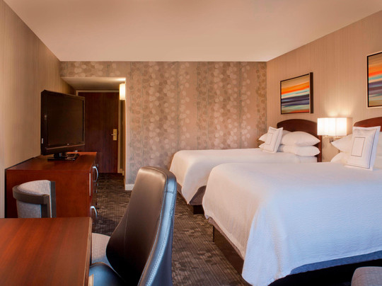 Courtyard by Marriott Bloomington主图