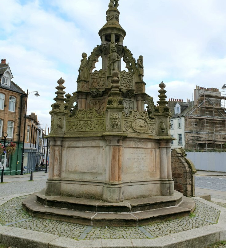 The Cross Well-林利斯戈必去景点