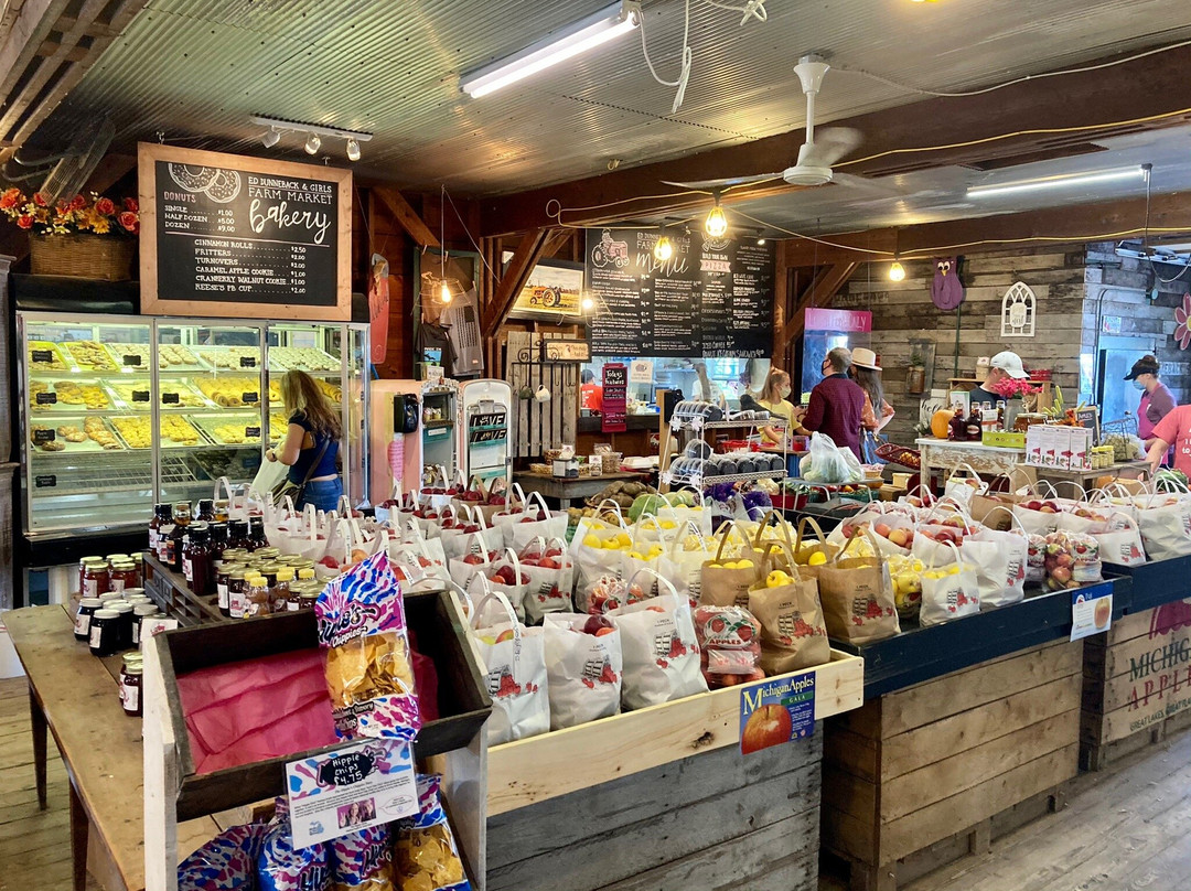 Ed Dunneback & Girls Farm Market-大急流市必去景点