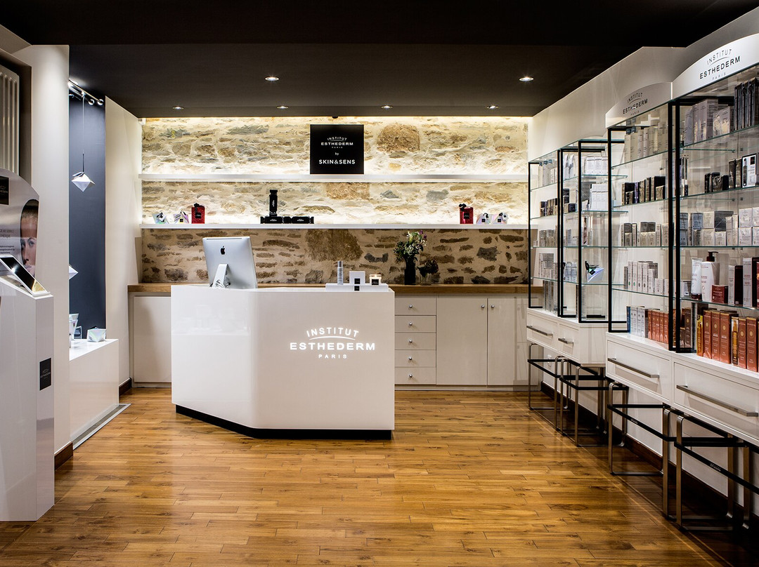 Le Prestige Spa-里昂必去景点