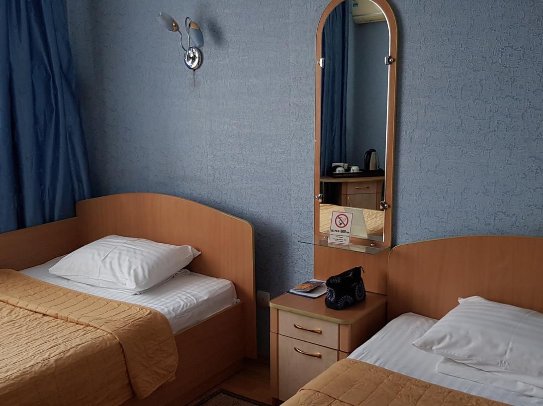 Hotel Ukraine主图